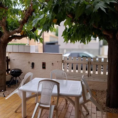 T2 Avec Terrasse Ombragee Et Parking A 100M De La Plage Valras-Plage Exterior photo